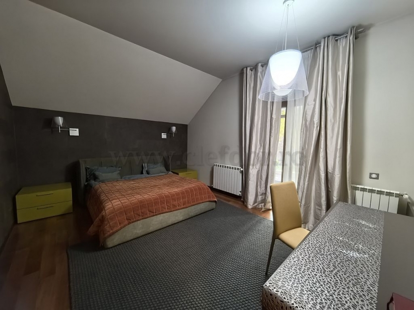 Iancu Nicolae - modern furnished next to the forest Iancu Nicolae - modern mobilata langa padure