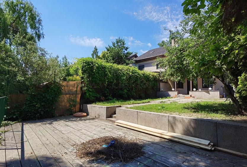 Villa for rent with Lake View, Sisesti area Vilă cu iesire la lac