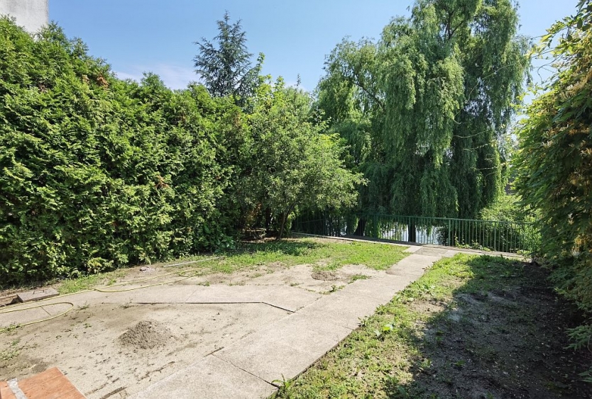 Villa for rent with Lake View, Sisesti area Vilă cu iesire la lac