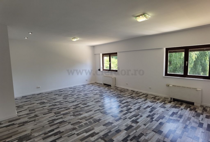 Villa for rent with Lake View, Sisesti area Vilă cu iesire la lac