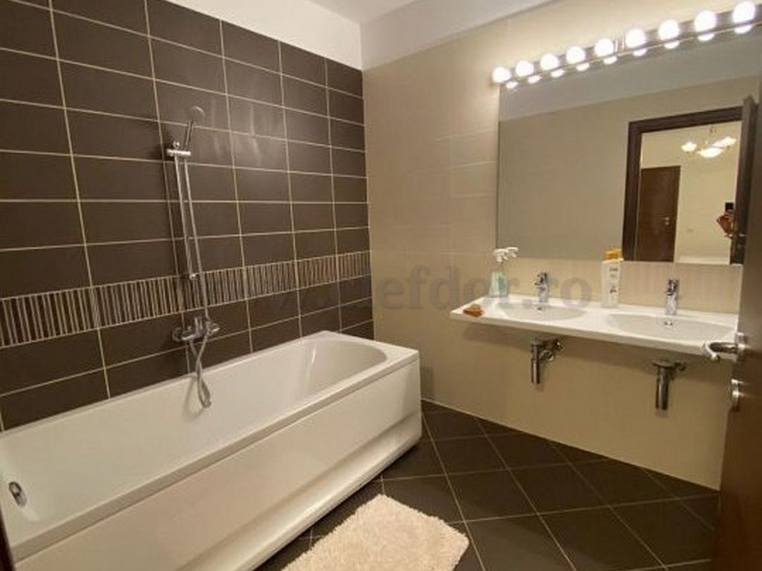 3 Bedrooms PENTHOUSE in Baneasa Area PENTHOUSE cu 4 camere in zona Baneasa