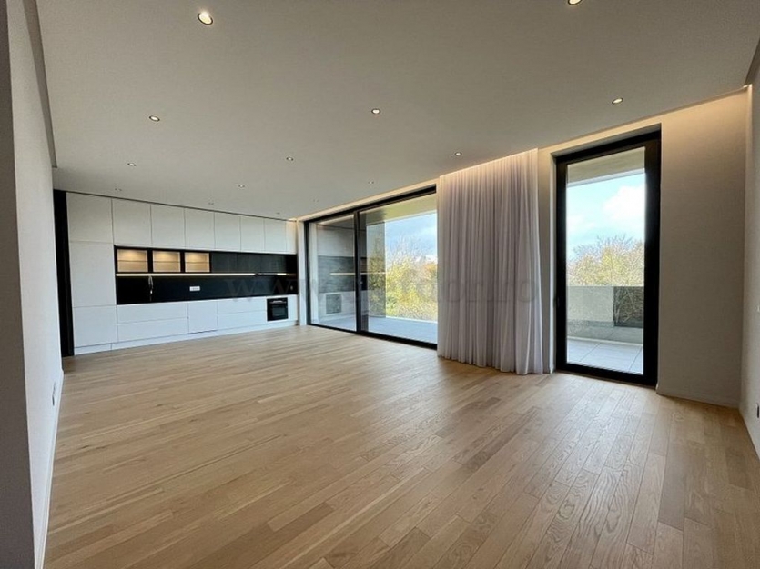 Floreasca - ultra finished apartment 2 bedroom for rent Floreasca - apartament ultra finisat 3 camere de inchiriat