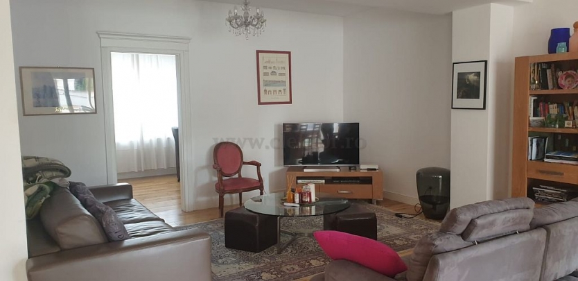 Vilă de închiriat în zona Iancu Nicolae-Jolie Ville Vilă de închiriat în zona Iancu Nicolae-Jolie Ville