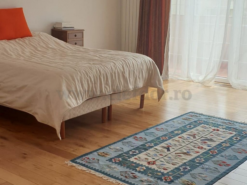 Vilă de închiriat în zona Iancu Nicolae-Jolie Ville Vilă de închiriat în zona Iancu Nicolae-Jolie Ville