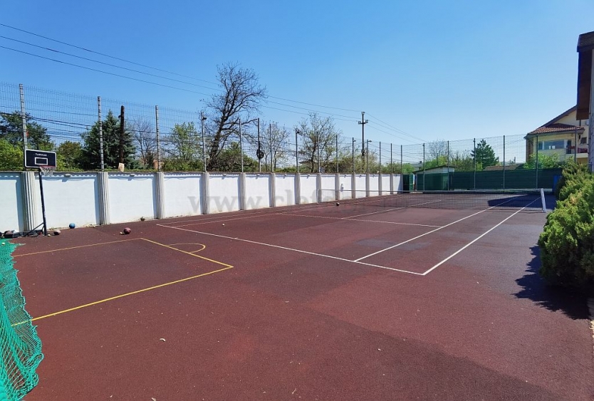 Vilă de închiriat în zona Iancu Nicolae-Jolie Ville Vilă de închiriat în zona Iancu Nicolae-Jolie Ville