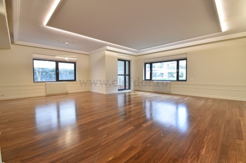 Washington Residence - 3 bedroom apartment and courtyard 117sqm Washington Residence - apartament cu 4 camere
