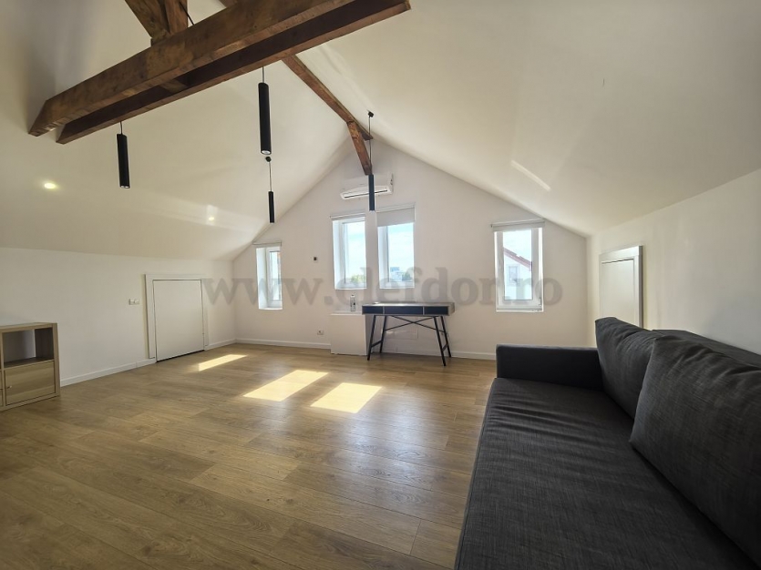 Villa for rent in Pipera area American Village- Vilă cu 5 camere  în zona Pipera
