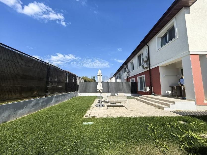 Villa for rent in Pipera area American Village- Vilă cu 5 camere  în zona Pipera