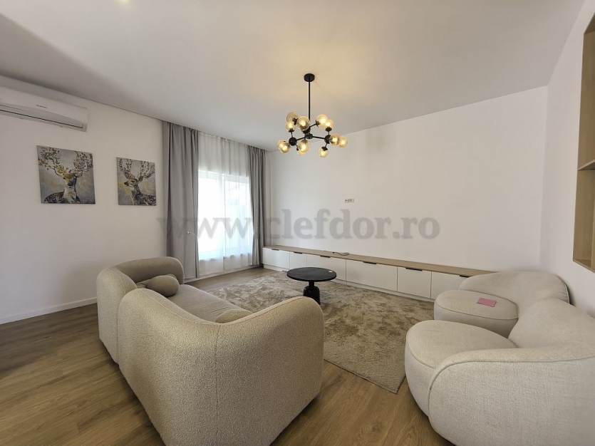 Villa for rent in Pipera area American Village- Vilă cu 5 camere  în zona Pipera