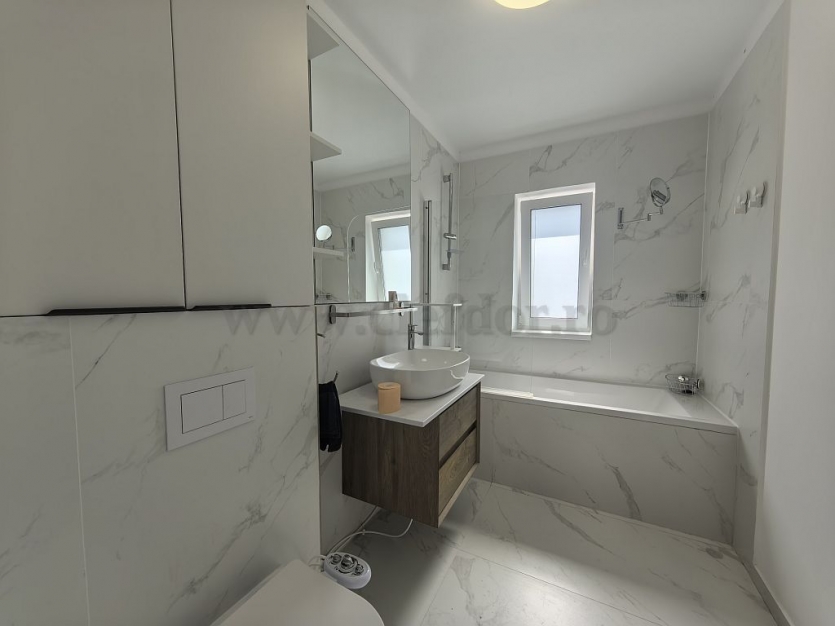 Villa for rent in Pipera area American Village- Vilă cu 5 camere  în zona Pipera