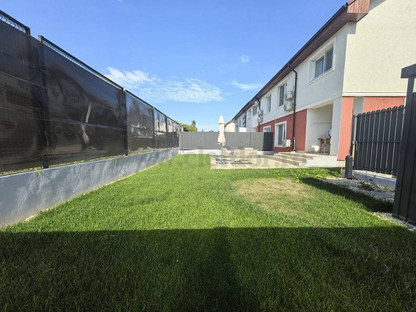 Villa for rent in Pipera area American Village- Vilă cu 5 camere  în zona Pipera