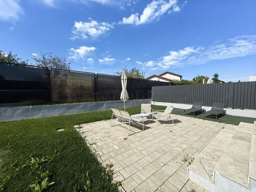 Villa for rent in Pipera area American Village- Vilă cu 5 camere  în zona Pipera