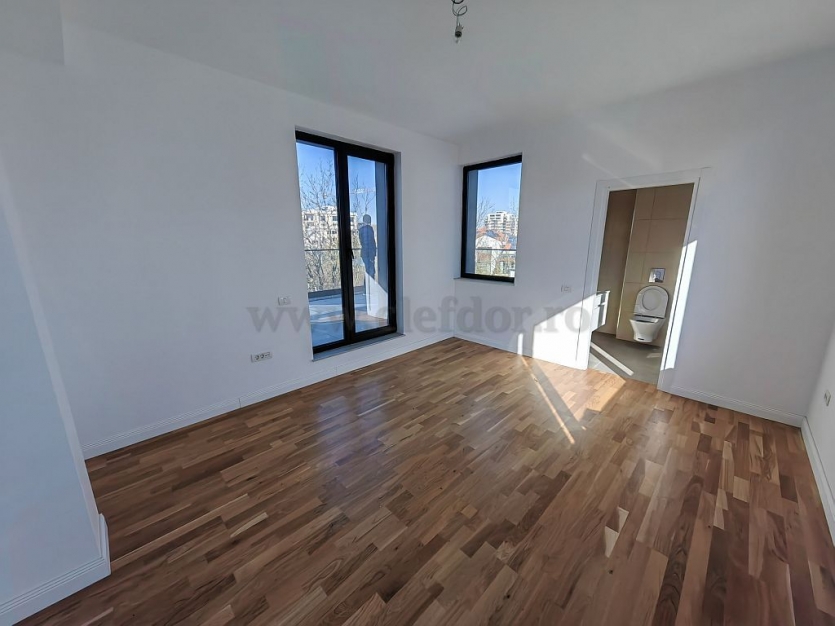 Villa with Pool Near American School Vila cu piscina in apropiere de Scoala Americana