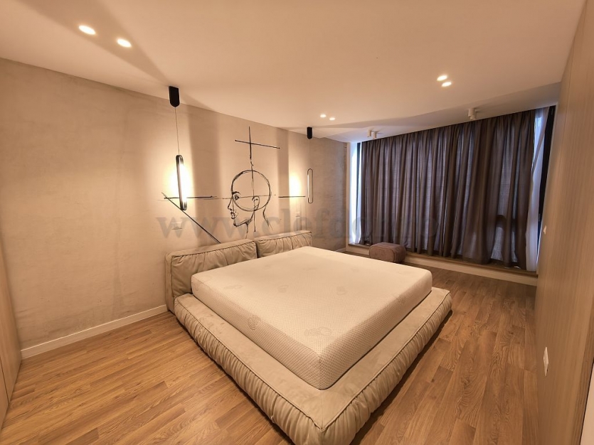 Modern Villa for rent Vilă moderna de inchiriat