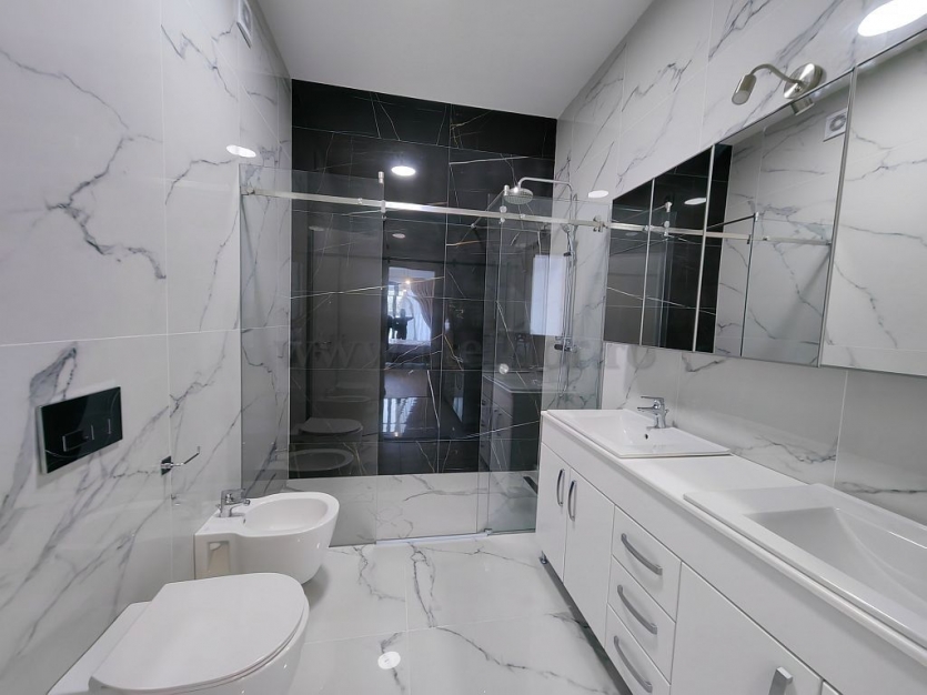 Apartament cu gradina în zona Iancu Nicolae | British School Apartament cu gradina în zona Iancu Nicolae | British School