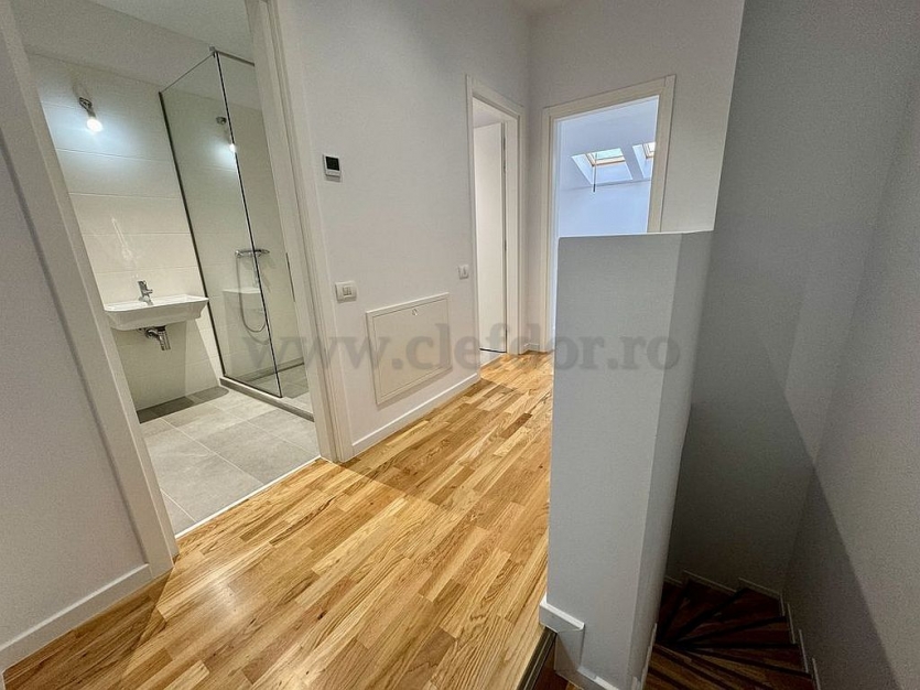 Vila moderna in apropiere de Scoala Americana Vila moderna in apropiere de Scoala Americana