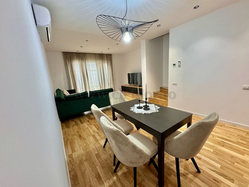 Vila moderna in apropiere de Scoala Americana Vila moderna in apropiere de Scoala Americana