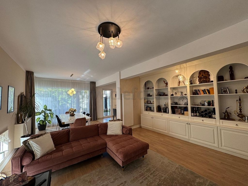 Best Price - Pipera - American School - Individual villa - first rental Best Price - Pipera - Scoala Americana - Vila individuala - prima inchiriere