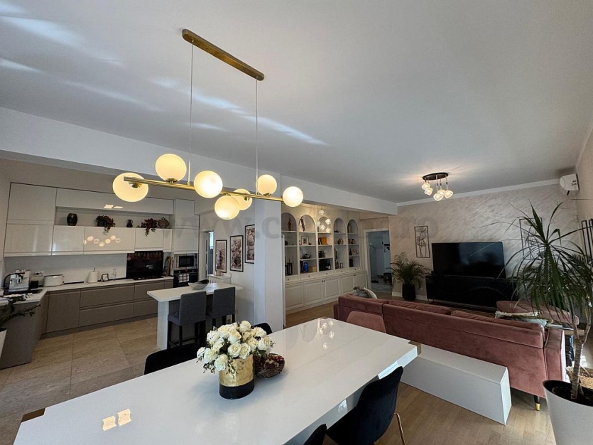 Best Price - Pipera - American School - Individual villa - first rental Best Price - Pipera - Scoala Americana - Vila individuala - prima inchiriere