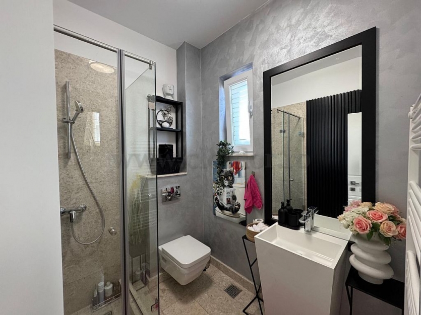 Best Price - Pipera - American School - Individual villa - first rental Best Price - Pipera - Scoala Americana - Vila individuala - prima inchiriere
