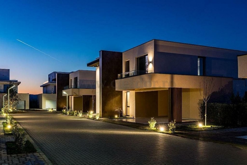 Chelsea Residence - NEW Luxury Villa near the American School Chelsea Residence- Vila NOUA de Lux  in apropiere de Scoala MAericana