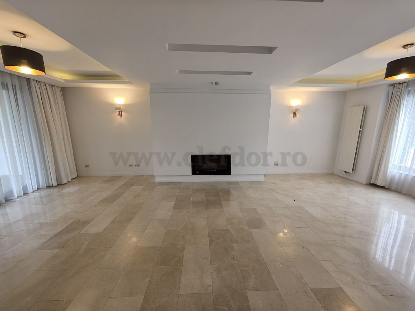 Oxford Gardens - Vila de Lux in apropiere de Scoala Americana Oxford Gardens - Vila de Lux in apropiere de Scoala Americana