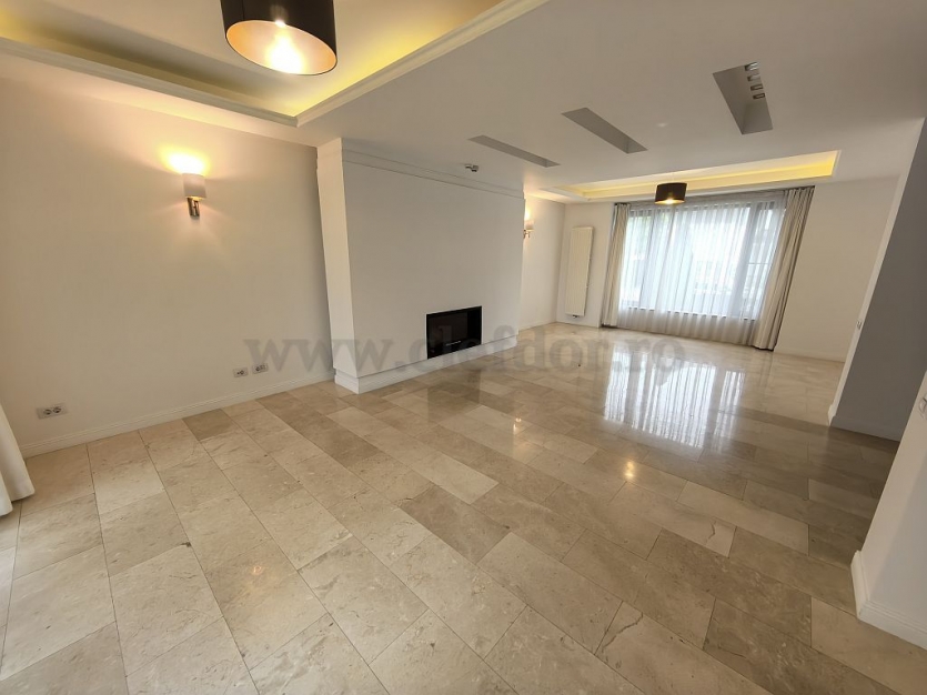 Oxford Gardens - Vila de Lux in apropiere de Scoala Americana Oxford Gardens - Vila de Lux in apropiere de Scoala Americana