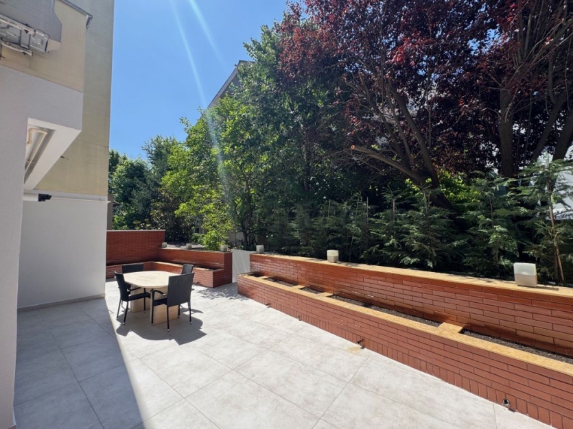 Herastrau - 3 bedroom apartment, 80sqm terrace, refurbished 2025 Herastrau - apartament cu 4 camere de inchiriat, terasa 80mp renovat 2025