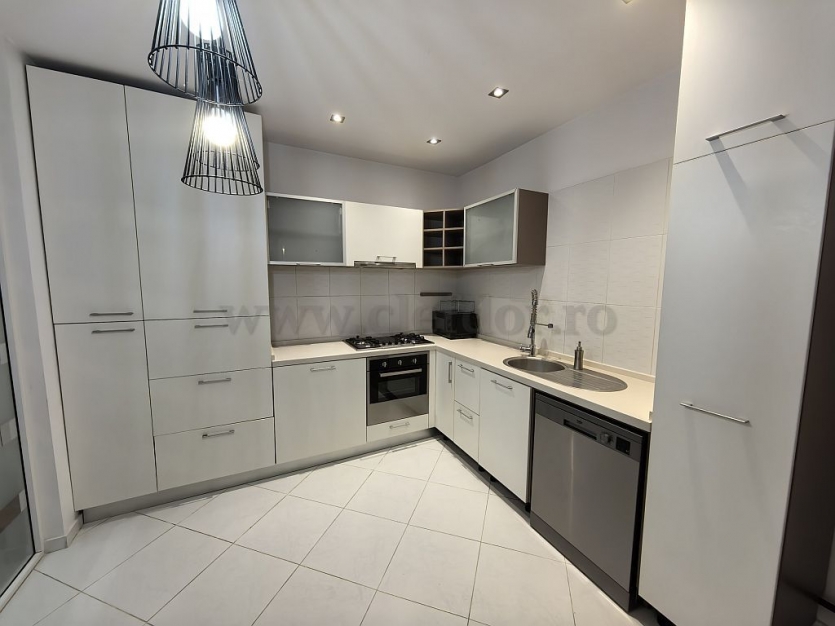 IBIZA SOL- Apartament cu 3 camere si gradina IBIZA SOL- Apartament cu 3 camere si gradina