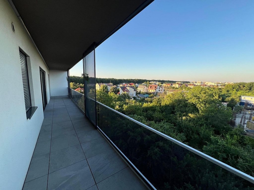 Apartment on Iancu Nicolae Apartament de închiriat în zona Iancu Nicolae