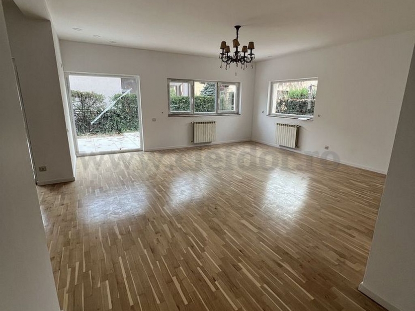 Vila complet RENOVATA, in zona Pipera Vila complet RENOVATA, in zona Pipera