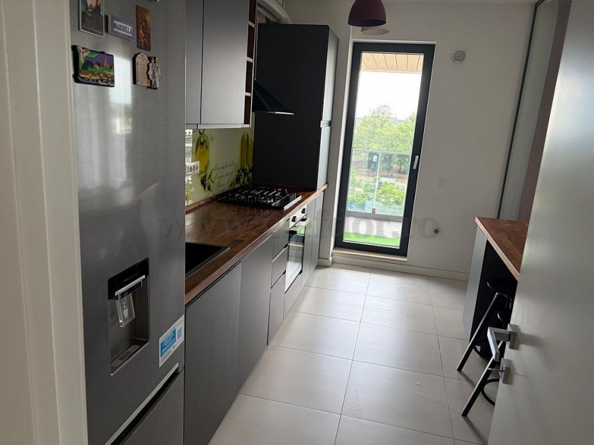 Apartament cu 4 camere în apropiere de Mall Promenada Apartament cu 4 camere în apropiere de Mall Promenada