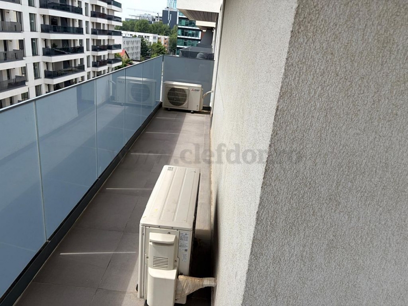 Apartament cu 4 camere în apropiere de Mall Promenada Apartament cu 4 camere în apropiere de Mall Promenada