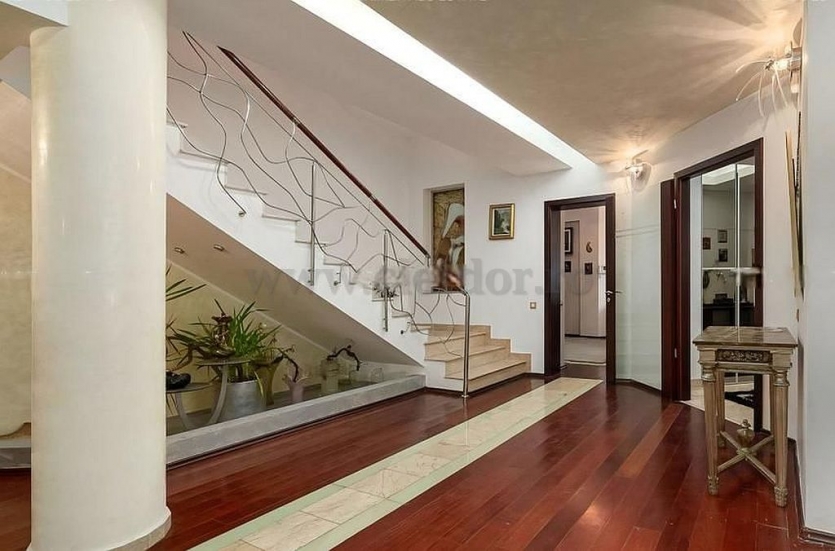 Vilă în zona Iancu Nicolae - British School Vilă în zona Iancu Nicolae - British School