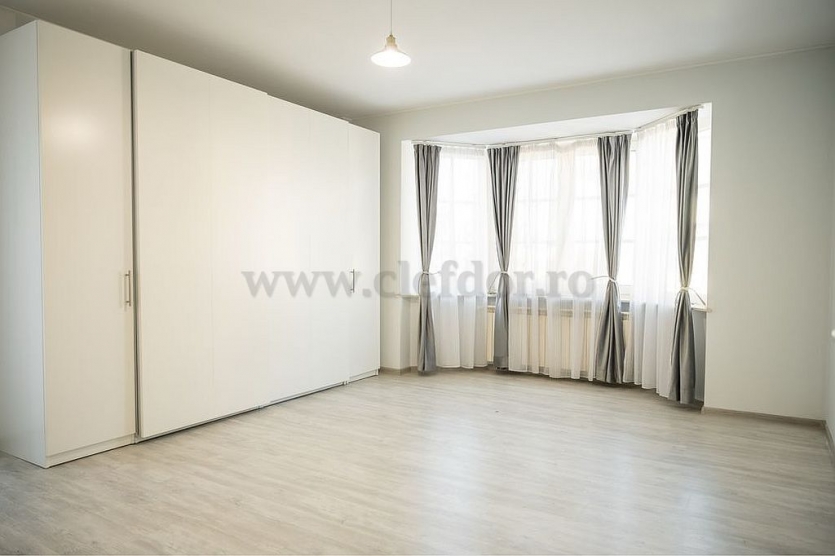 Vila în zona Pipera-Iancu Nicolae Vila în zona Pipera-Iancu Nicolae