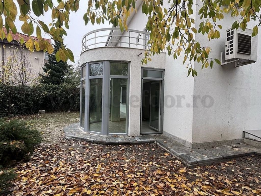 Vila în zona Pipera-Iancu Nicolae Vila în zona Pipera-Iancu Nicolae