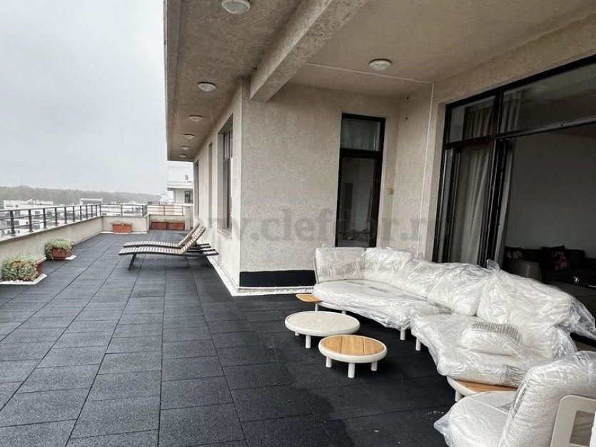 Penthouse in Baneasa area - Zoo Penthouse in zona Baneasa - Zoo