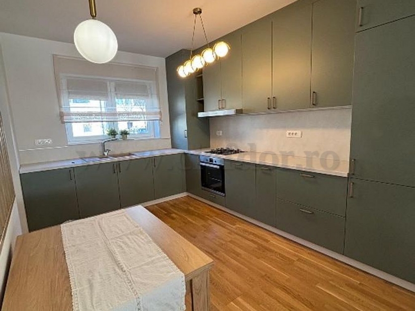 Vila in apropiere de Scoala Americana Vila in apropiere de Scoala Americana