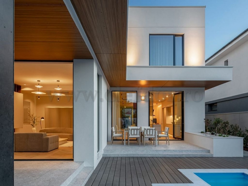 VILA cu PISCINA!! in apropiere de  Iancu Nicolae VILA cu PISCINA!! in apropiere de  Iancu Nicolae