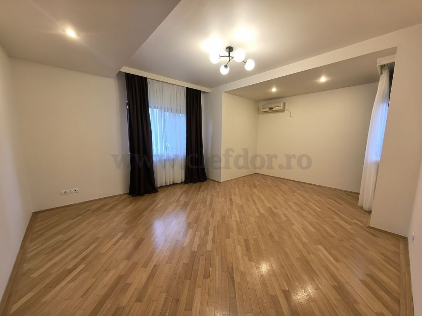 Vilă de închiriat în zona Iancu Nicolae - British School Vilă de închiriat în zona Iancu Nicolae - British School