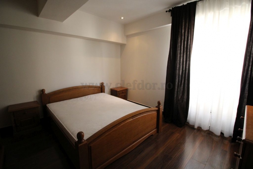 Apartament cu 4 camere de închiriat în zona Soseaua Nordului Apartament cu 4 camere de închiriat în zona Soseaua Nordului