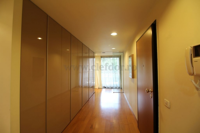 3 room Apartment for rent, Primaverii area Apartament cu 3 camere de închiriat în zona Primaverii