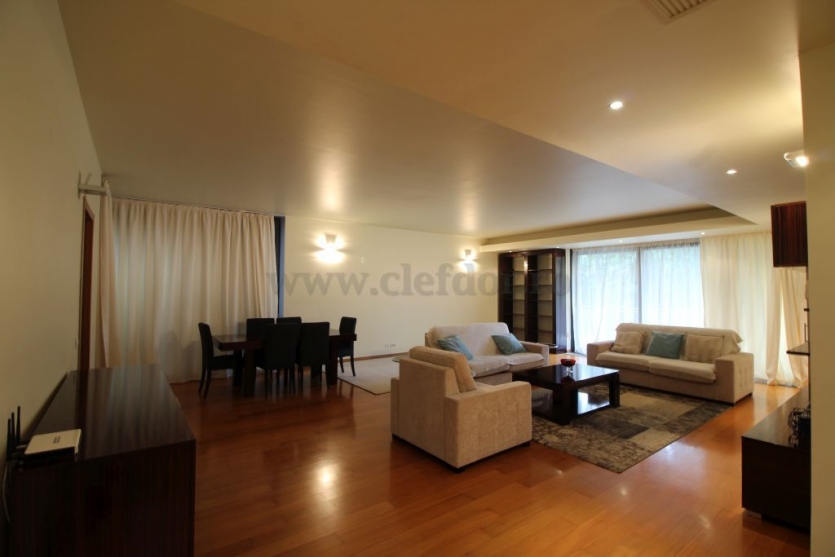 3 room Apartment for rent, Primaverii area Apartament cu 3 camere de închiriat în zona Primaverii