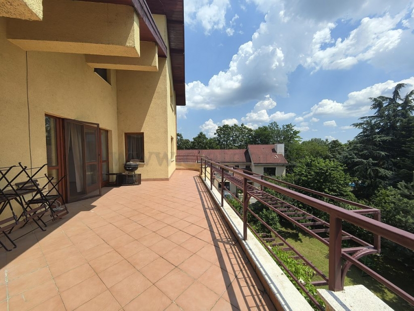 3 room Apartment for rent, Baneasa area Apartament cu 3 camere de închiriat în zona Baneasa