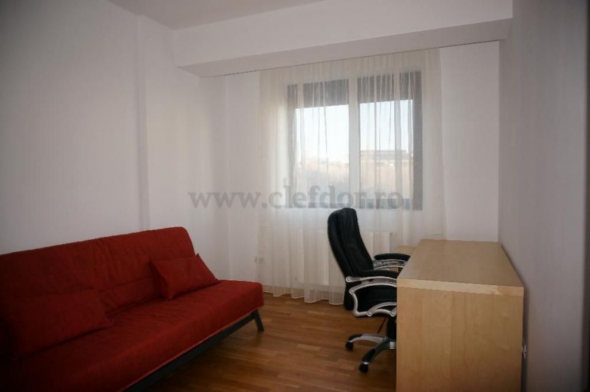 Apartament cu 3 camere de închiriat în zona Soseaua Nordului Apartament cu 3 camere de închiriat în zona Soseaua Nordului