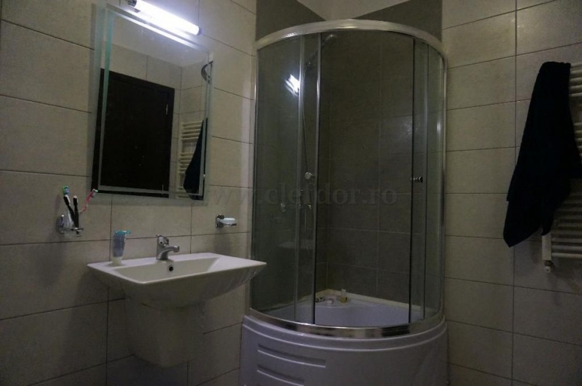 Apartament cu 3 camere de închiriat în zona Soseaua Nordului Apartament cu 3 camere de închiriat în zona Soseaua Nordului