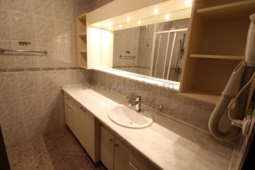 Vila de Inchiriat langa British School Vila de Inchiriat langa British School