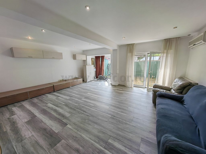 Villa for rent, Iancu Nicolae area Vilă cu 4 camere de închiriat în zona Iancu Nicolae