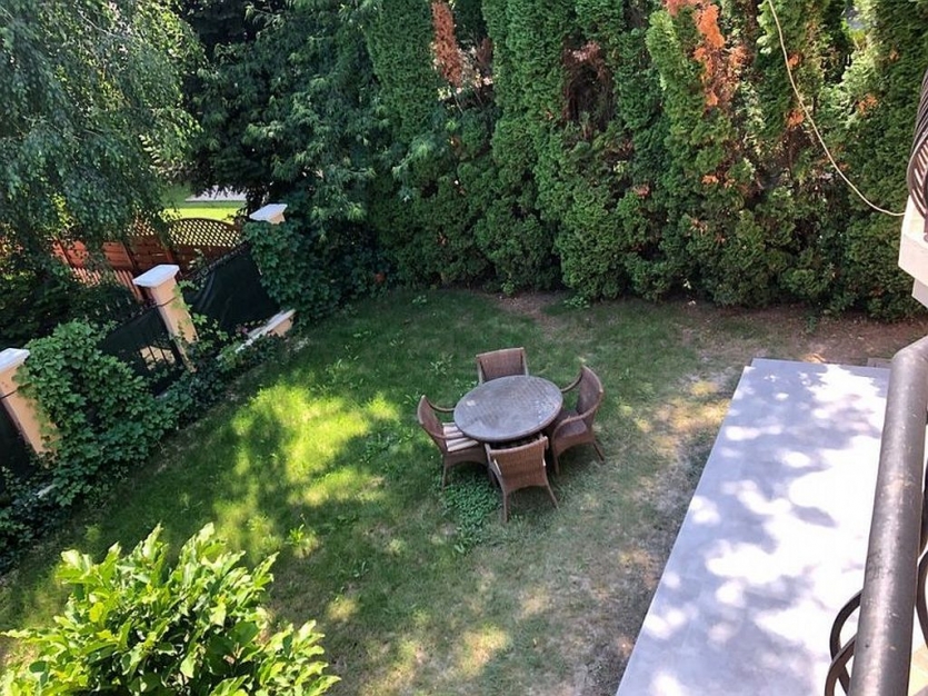 Vilă cu 4 camere  în zona Iancu Nicolae Vilă cu 4 camere  în zona Iancu Nicolae