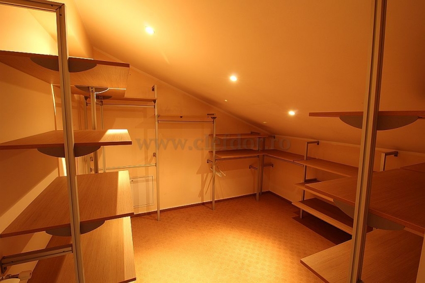 Vila de lux cu acces la piscina de inchiriat Vila de lux cu acces la piscina de inchiriat